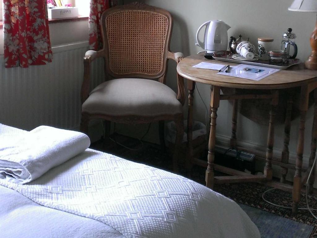 Iolanthe Bed & Breakfast Londra Oda fotoğraf